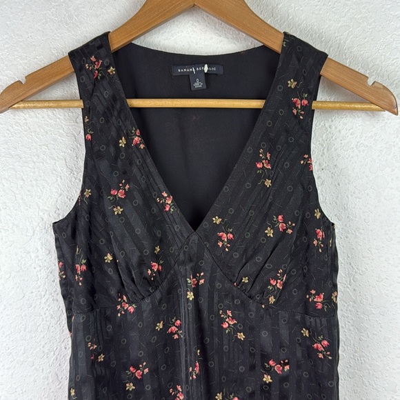 Banana Republic Tops - Banana Republic vintage Y2K babydoll floral silk top 0